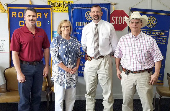 Sheriff and Chief Deputy Special Guests of Fairfield Rotary Club