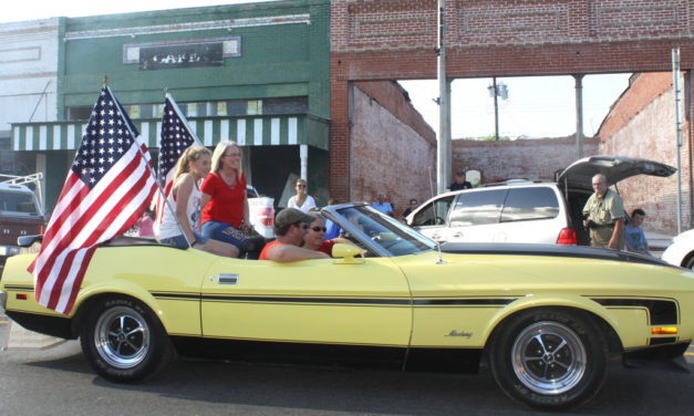 July 4th Rodeo Parade Takes Over Teague Main St.