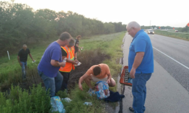 Drivers Race to Put Out Fire on Interstate 45 South