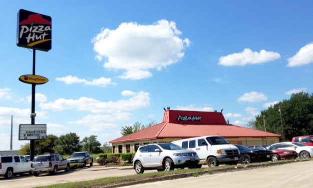 Pizza Hut of Fairfield Prepares for New Building