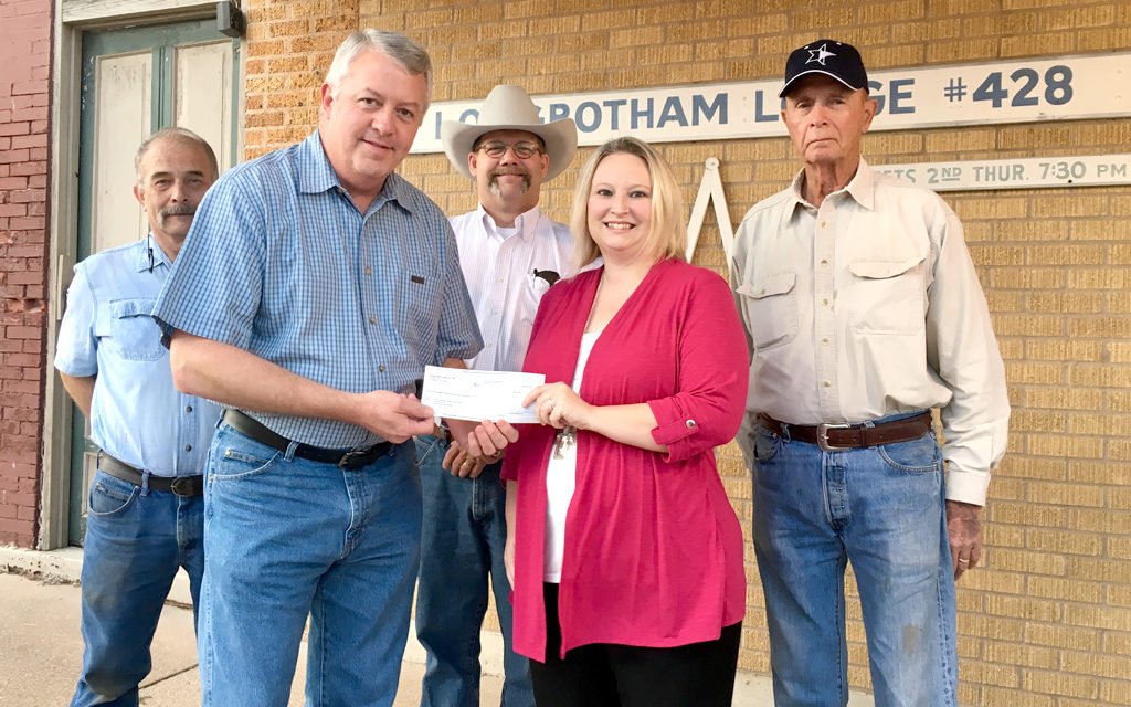 Wortham Lodge Donates to Food Pantry