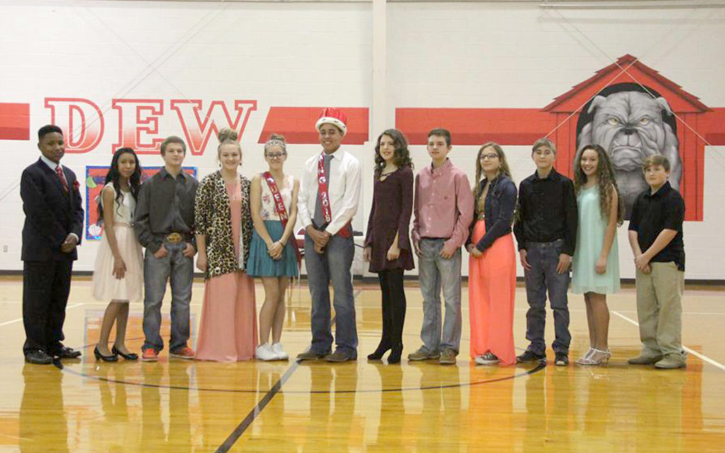 Royalty Crowned at Dew ISD Homecoming