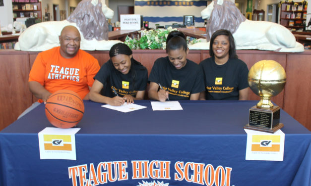 Nickleberry Girls Sign Letters of Intent