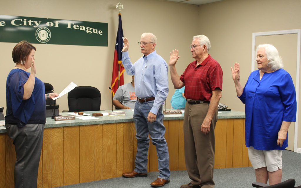 City of Teague Administers Oath of Office: New Mayor & Aldermen