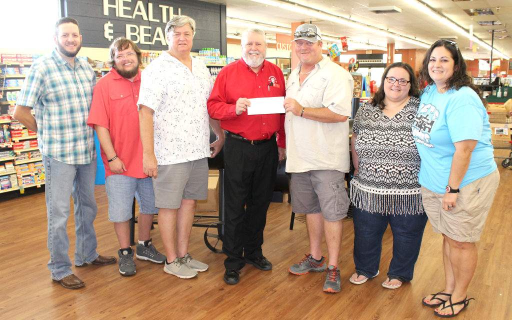 Brookshire Brothers Donates to Big T Memorial