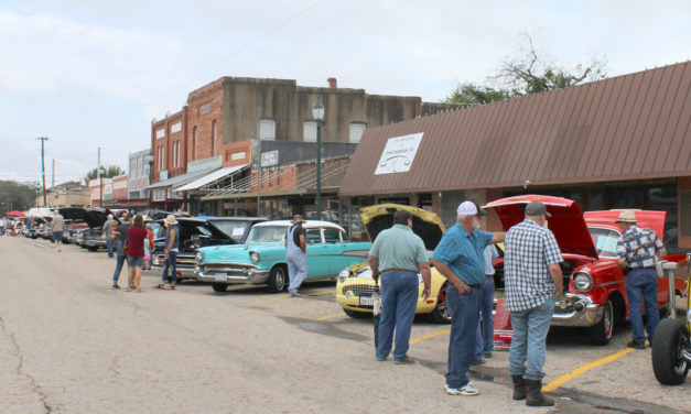 Wheels Shown On Square In Spite of Rainy Weather