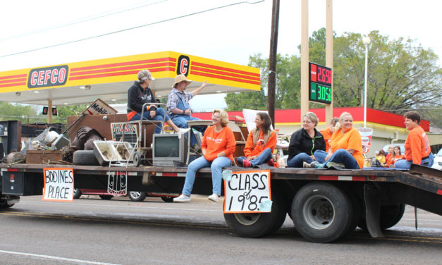 THS Homecoming Parade Makes a Splash