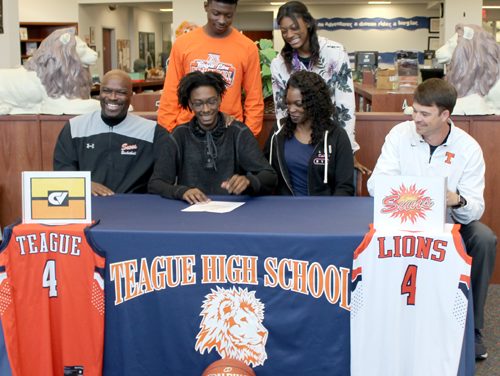 Teague B-Ballers Sign To Continue At College Level