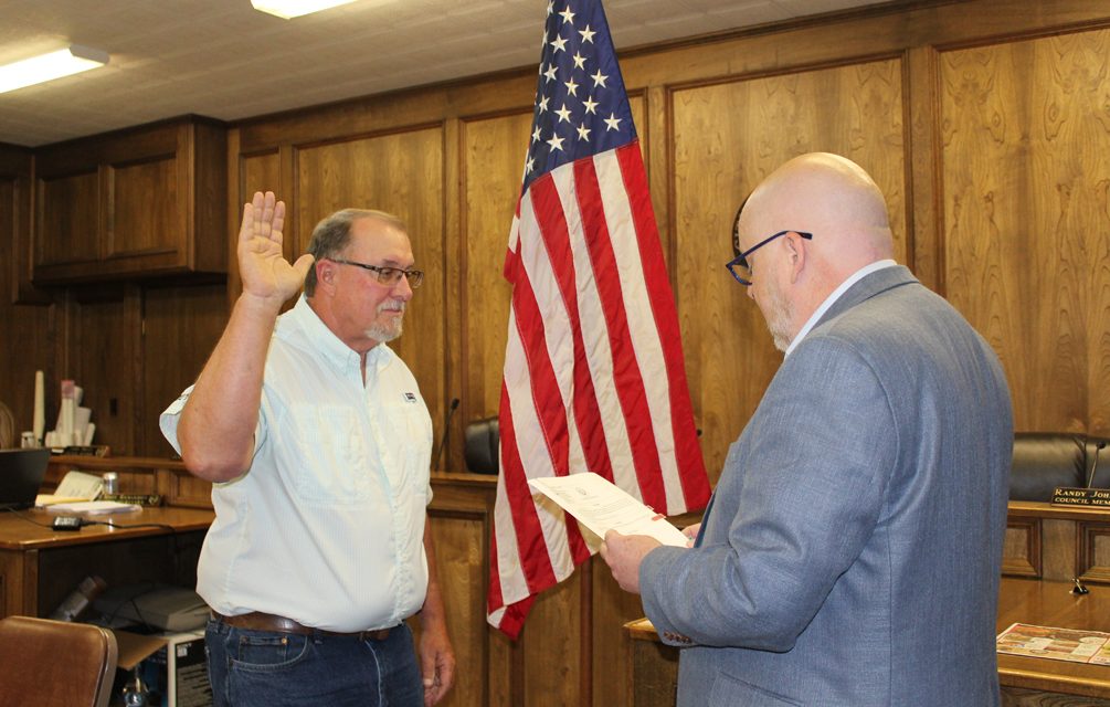 New Fairfield Councilmen Take Their Places