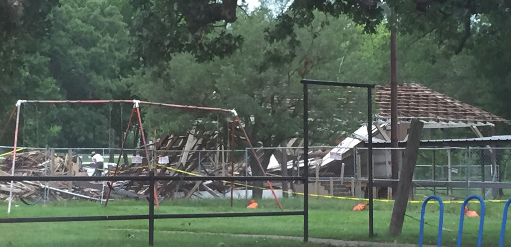 Teague Park Pavilion Comes Down