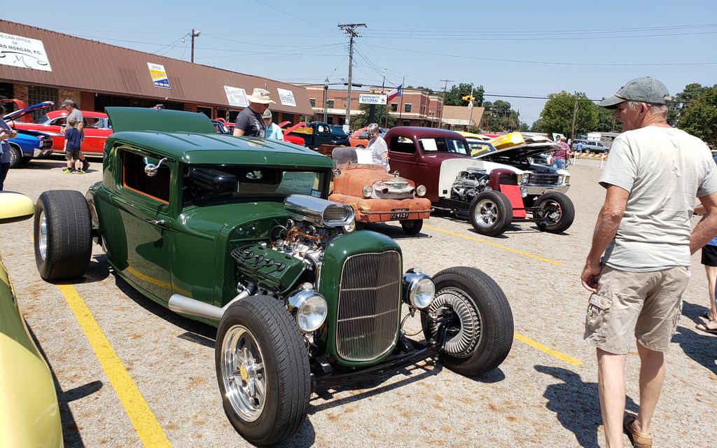 BIG SHOWING at Annual Show of Wheels