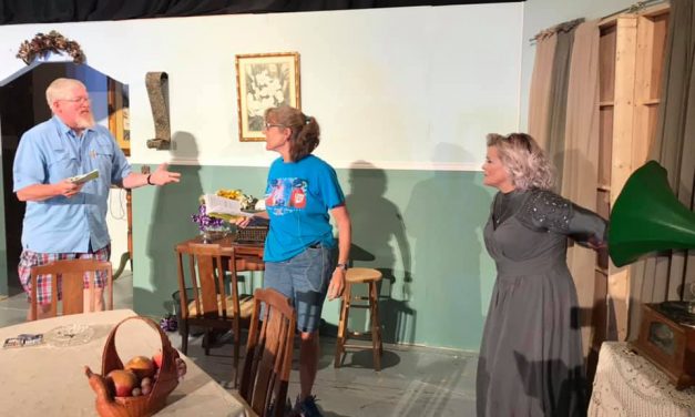 ‘Blithe Spirit’ Takes Over Palestine Theatre