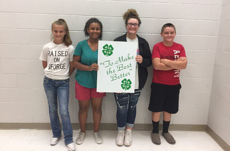 Dew 4-H Begins New Year with New Officers