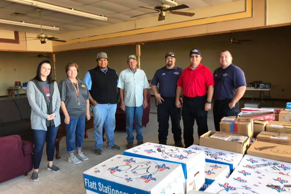 Teague Lends A Hand To Mexia Library