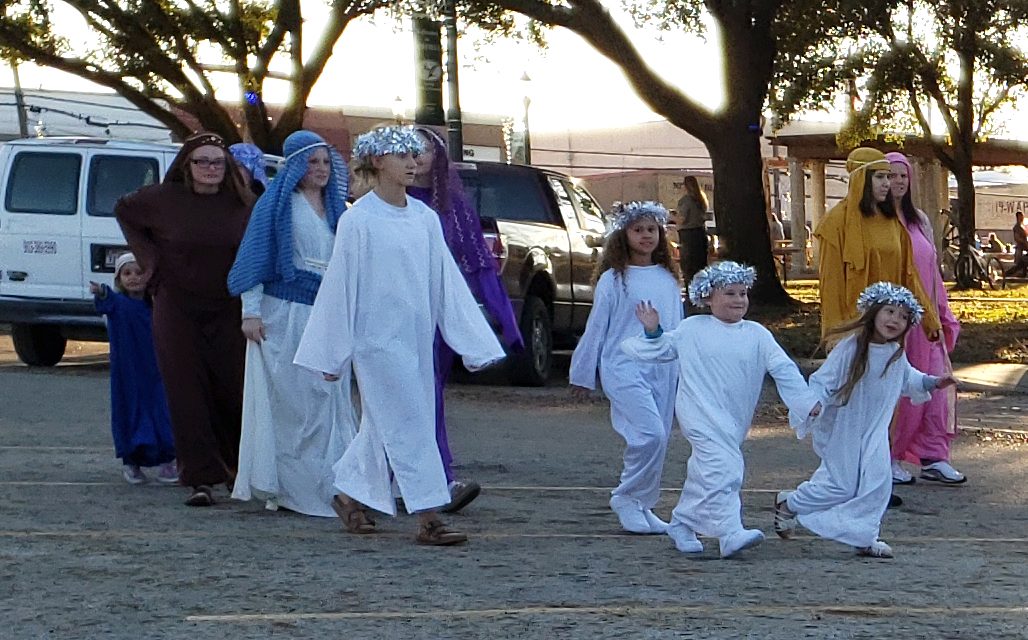 ‘A Hometown Christmas’ Celebrated in Fairfield, Texas