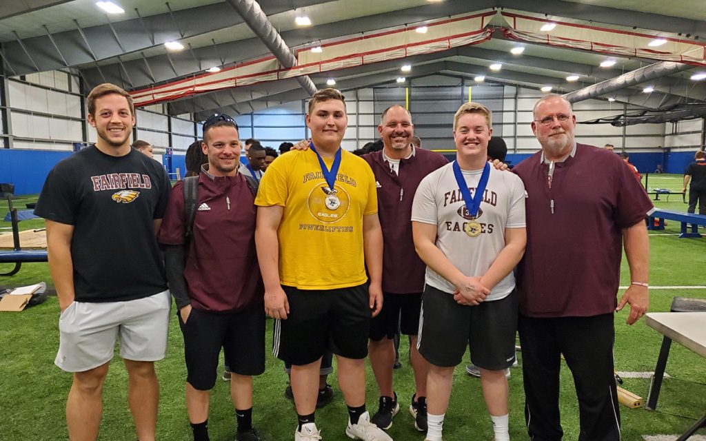 Fairfield Boys Powerlifting Qualifies For State