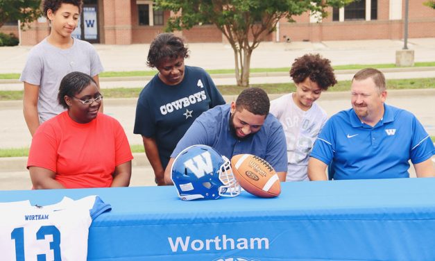 Wortham Star Athlete Signs With College Team