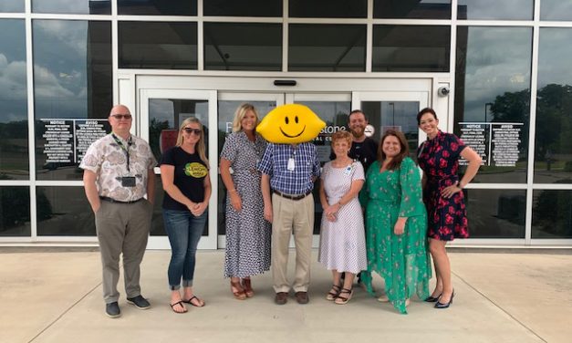 Lemonheads Support Young Entreprenuers