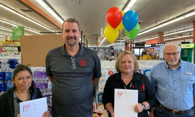 Service Awards Recognize Long-Time Grocery Employees