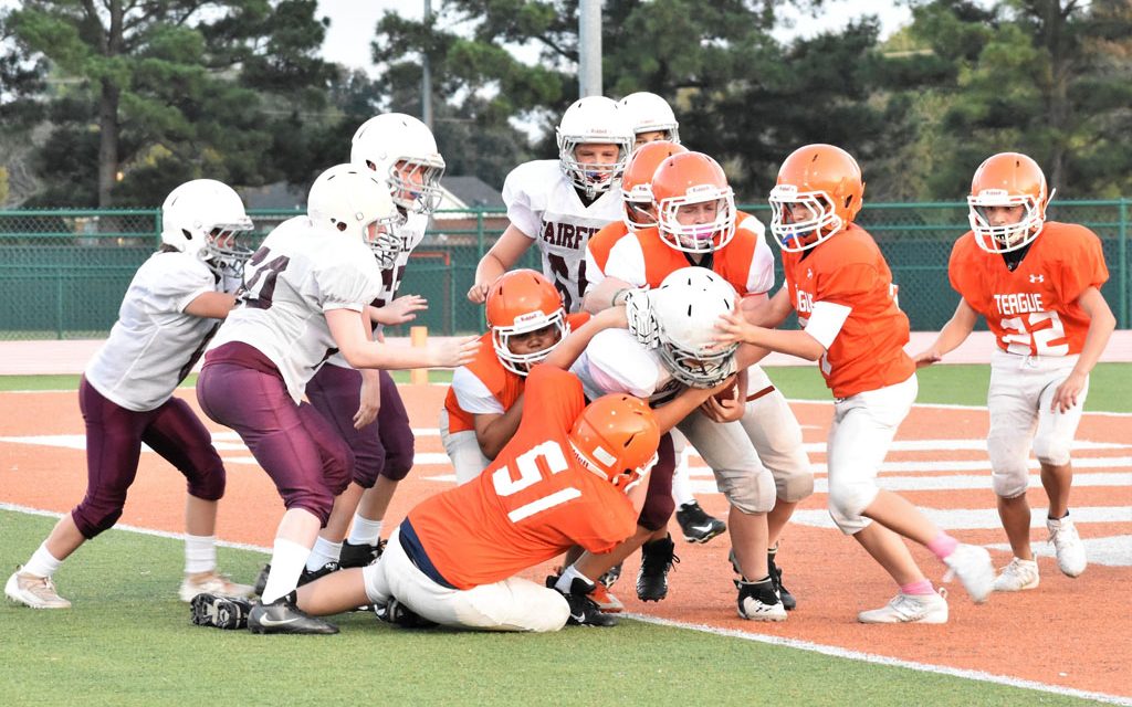 Battle On 84:  Fairfield, Teague Junior High Athletes Meet on Gridiron