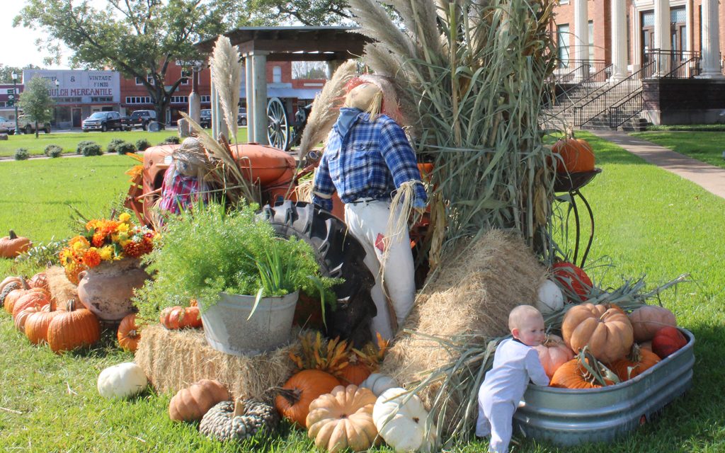 Fall Decorations Adorned County Courthouse