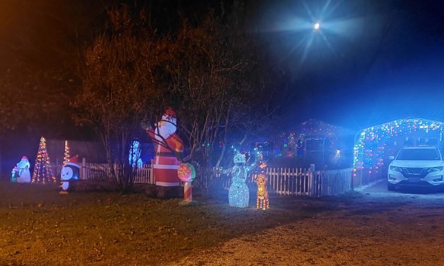 Holiday Lights Are Up in Freestone County