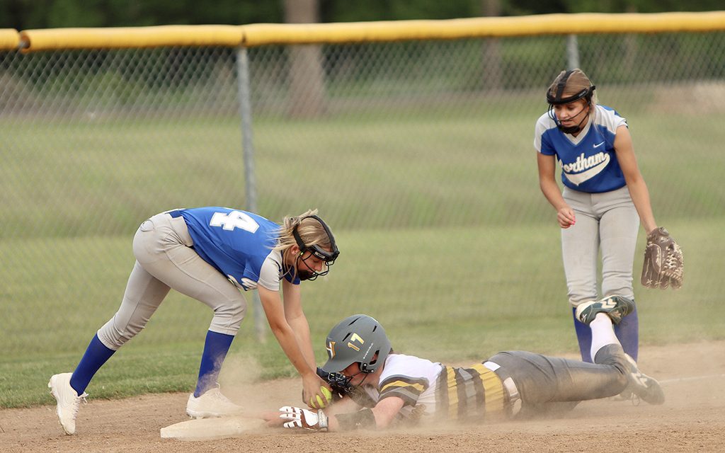 Wortham Battles Hubbard on the Diamond