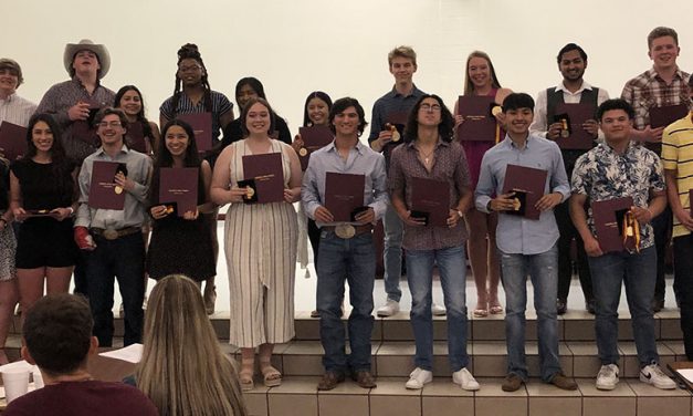 Academics Take Spotlight at FHS Banquet