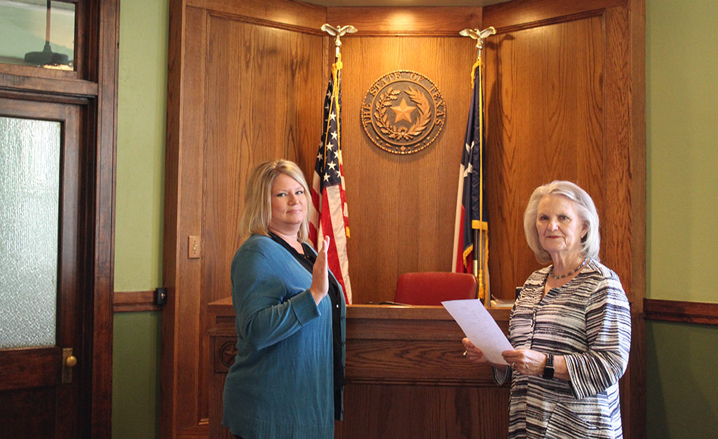 New Justice of Peace Takes Oath of Office in Precinct No. 4