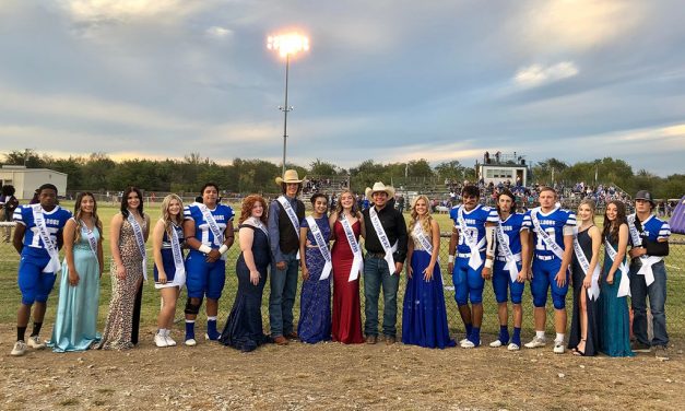 Students, Alumni, and Community Enjoy WHS Homecoming 2021