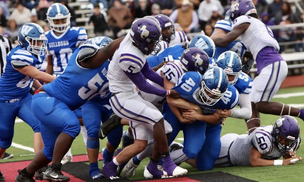 Bulldogs Fall to Top Ranked Panthers 55-7