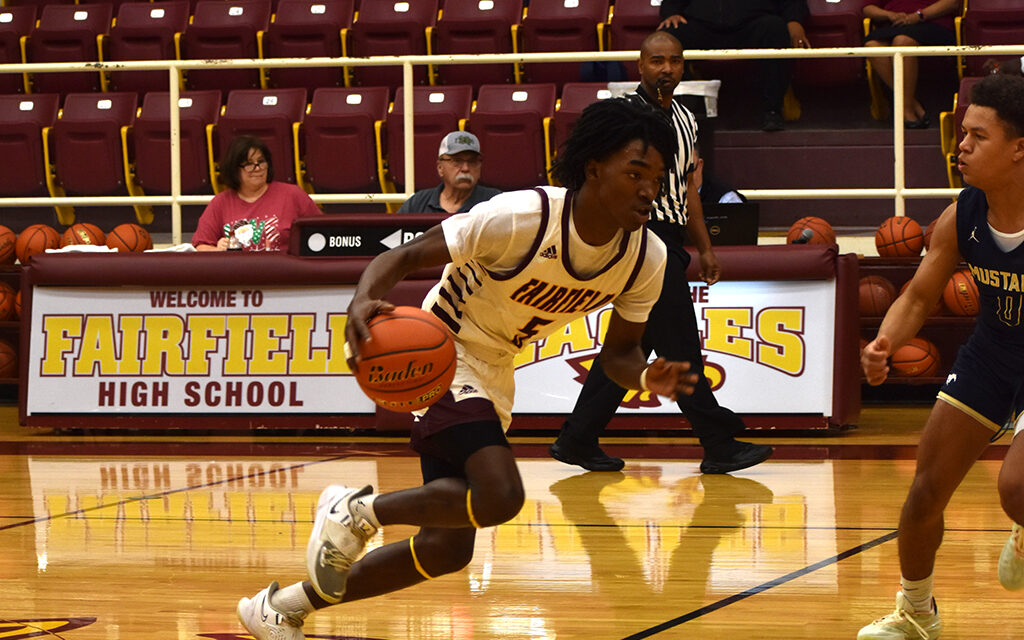 Eagles Claim One Victory in Fairfield Basketball Invitational