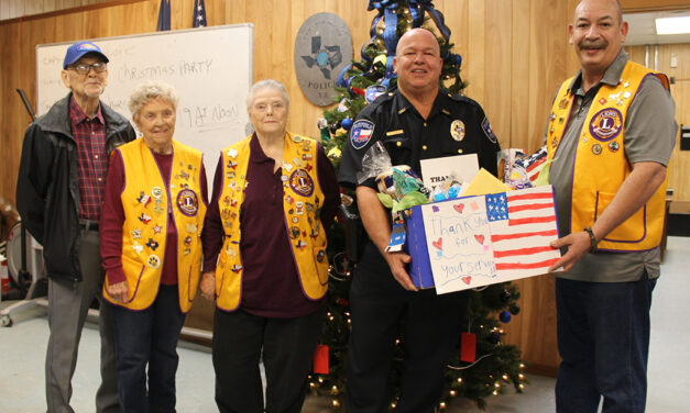 Fairfield Lions Thank A Cop, Help Santa Spread Cheer