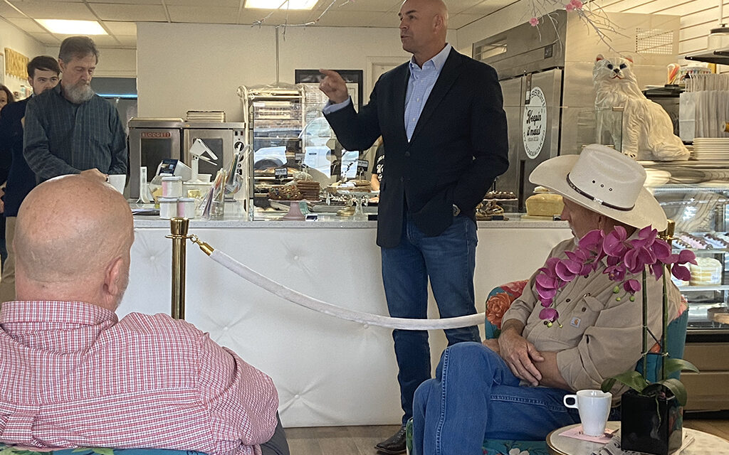 Congressman Stops for Coffee at Dessert by MommaCakes in Fairfield