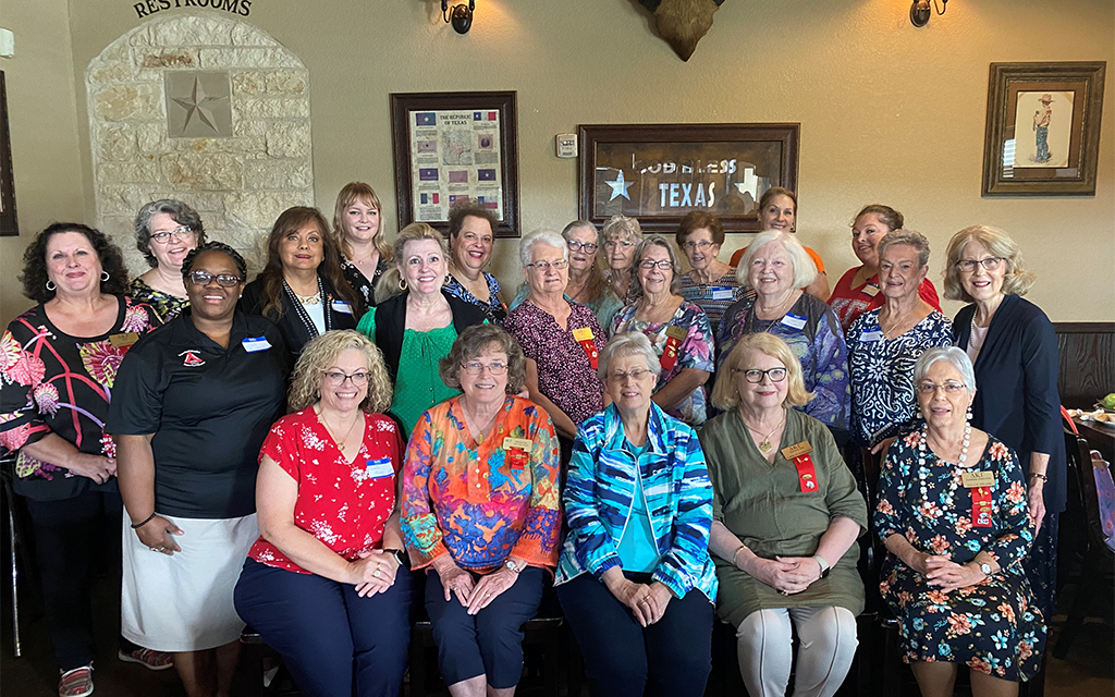 Tau Chapter Enjoy Founder’s Lunch