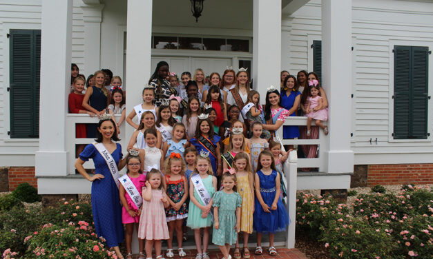 Young Ladies Enjoy Tea with Miss Texas
