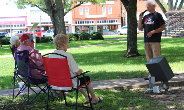 Brown Bag Concert Enjoyed on Courthouse Lawn