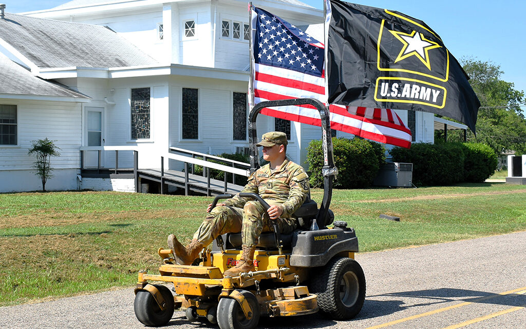 Streetman’s Lawnmower Parade