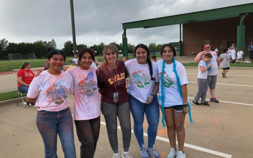 Showing True Colors:  Student Council Assists in Intermediate School Color Run