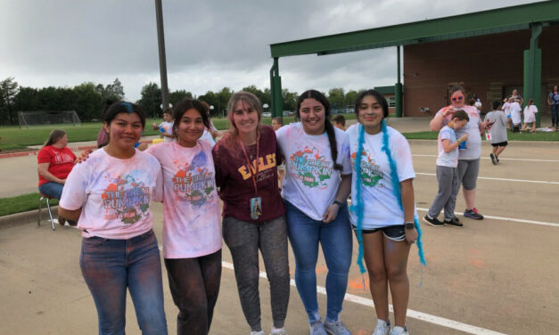 Showing True Colors:  Student Council Assists in Intermediate School Color Run