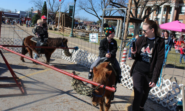 Avalanche of FUN at Fairfield’s ‘Jingle All the Way’ on the Square