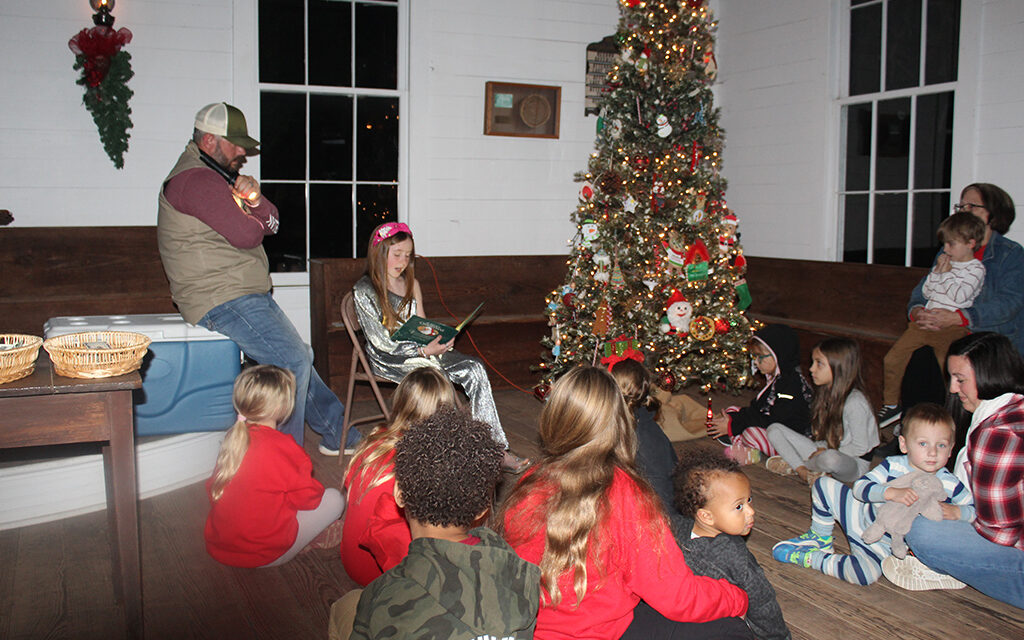 Old-Fashioned Christmas at Stewards Mill