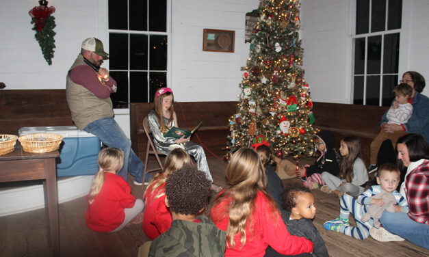 Old-Fashioned Christmas at Stewards Mill