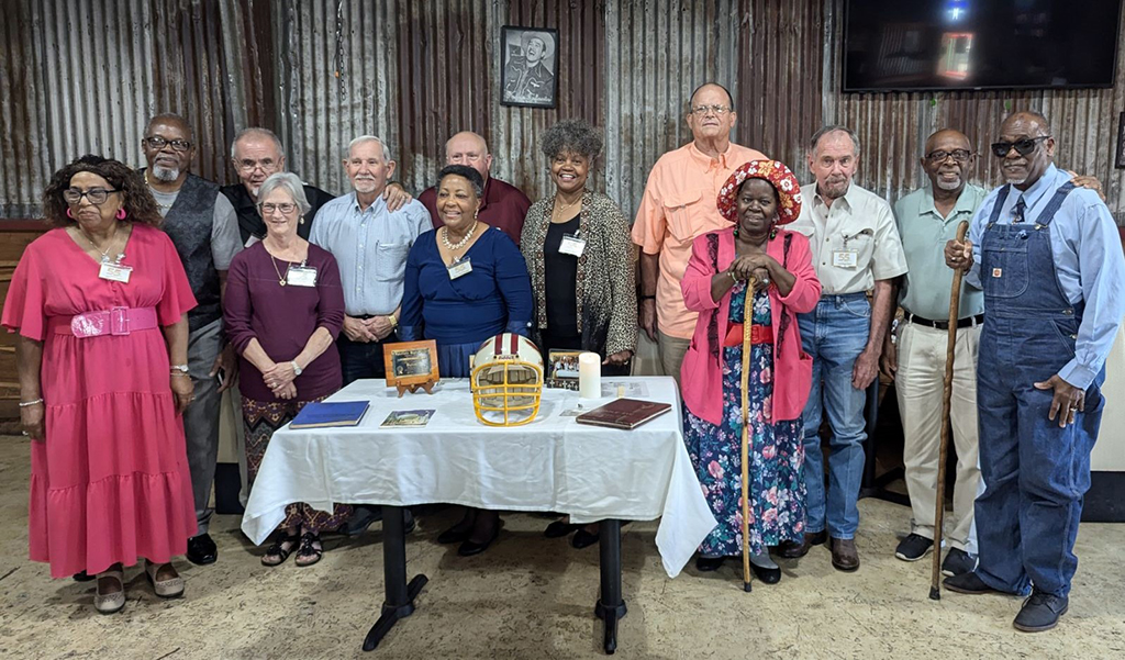 FHS Alumni Enjoy Class Reunions