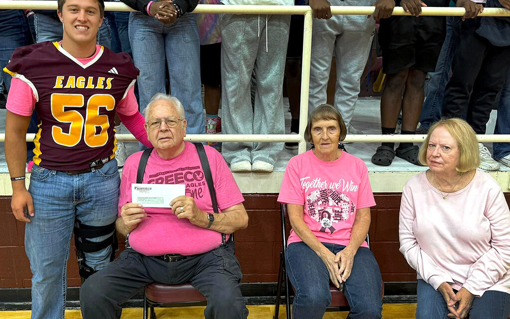 FHS Students Raise Funds for ‘Pink Out’ Week