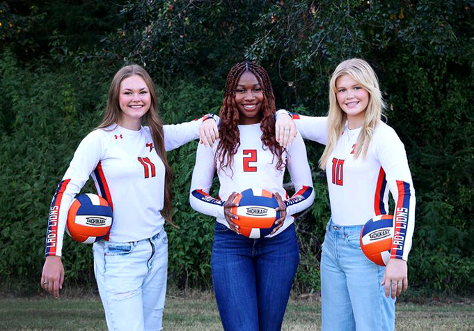 Lady Lions Volleyball Recognize Senior Athletes