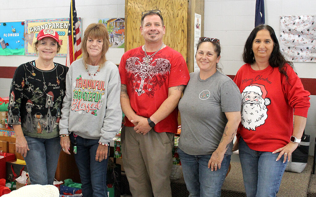 Christmas Celebrated at Fairfield Senior Center