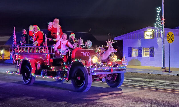 Winners Named in Teague’s Annual Parade of Lights