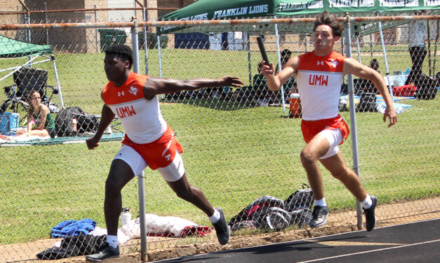 Teague & Fairfield Boys Race at Area Meet