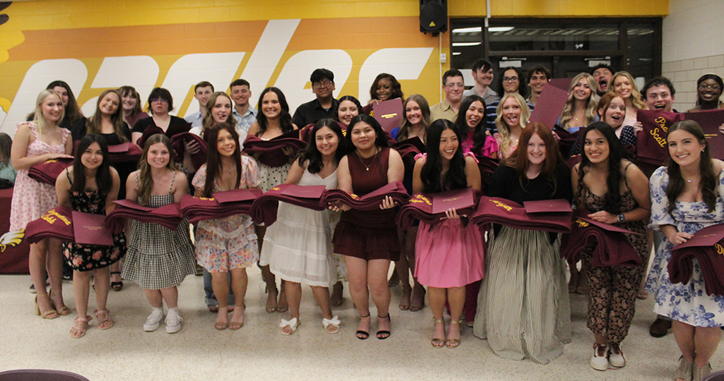 Honoring Academic Excellence with Banquet at Fairfield High School